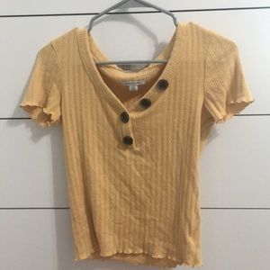 American eagle yellow button top